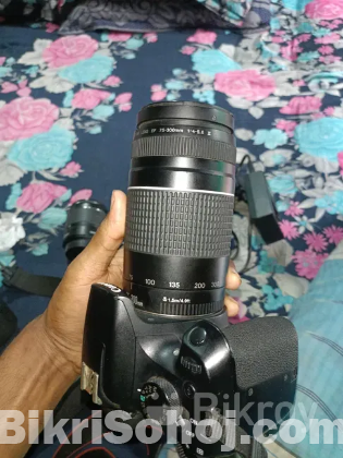 Canon 1300D Camera with 75-300mm Zoom Lens